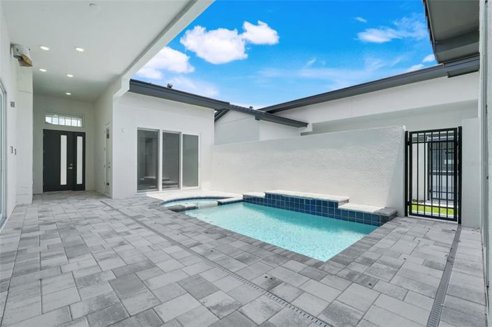 Image No.9-3 Bed Property for sale