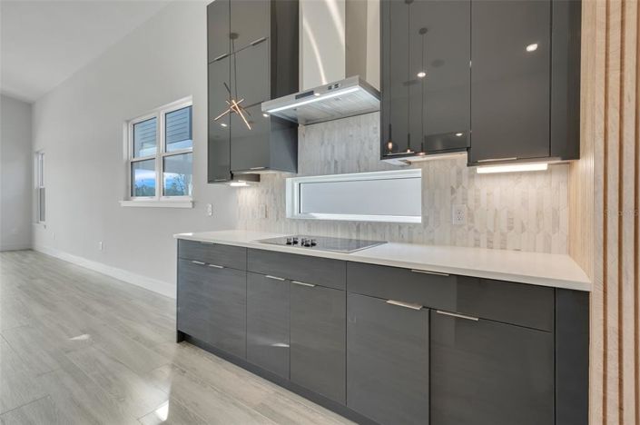 Image No.18-4 Bed Property for sale