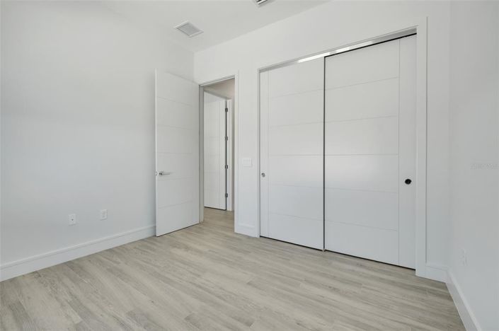 Image No.33-4 Bed Property for sale