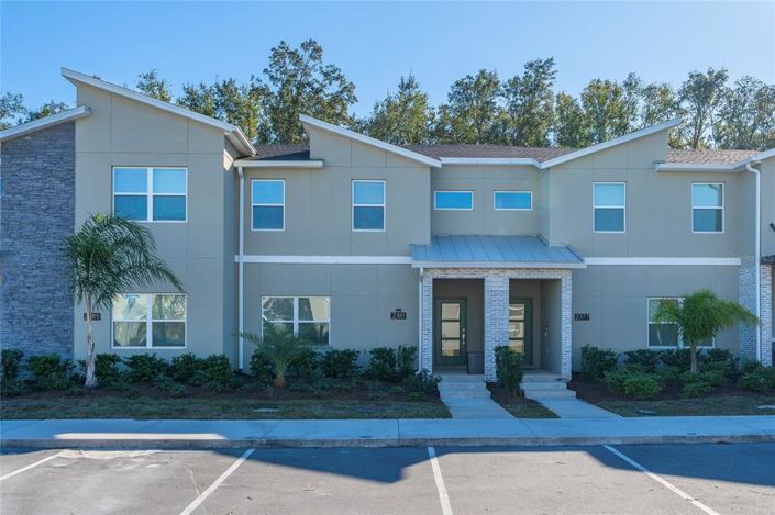 Image No.1-Maison de ville de 4 chambres à vendre à Kissimmee