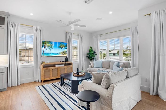 Image No.6-Propriété de 4 chambres à vendre à Holmes Beach