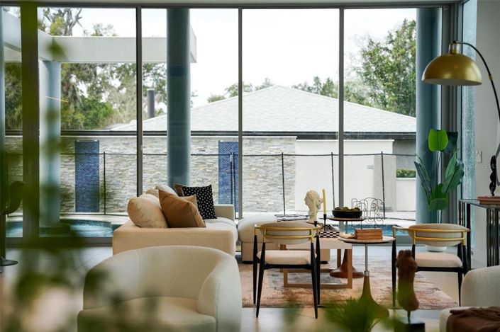 Image No.16-4 Bed Property for sale