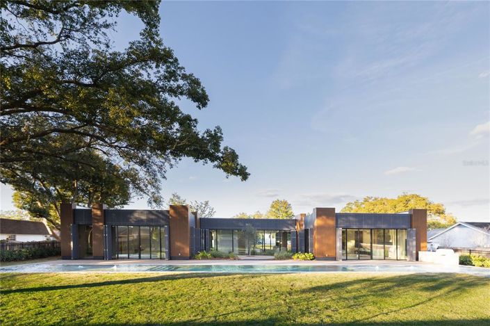 Image No.14-Propriété de 4 chambres à vendre à Orlando