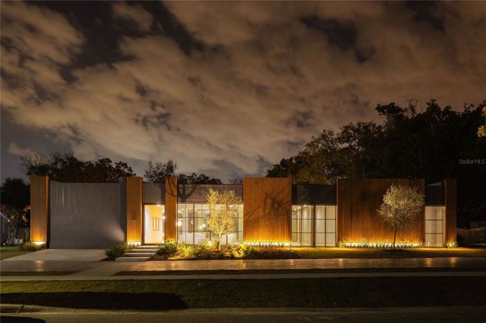 Image No.9-Propriété de 4 chambres à vendre à Orlando