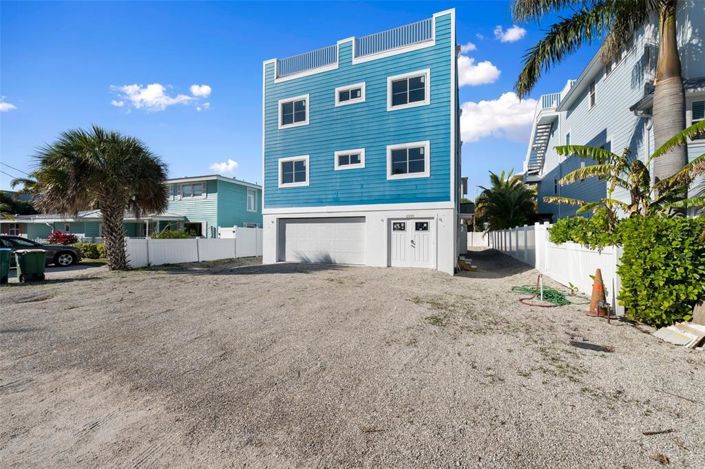 Image No.1-Propriété de 6 chambres à vendre à Bradenton Beach