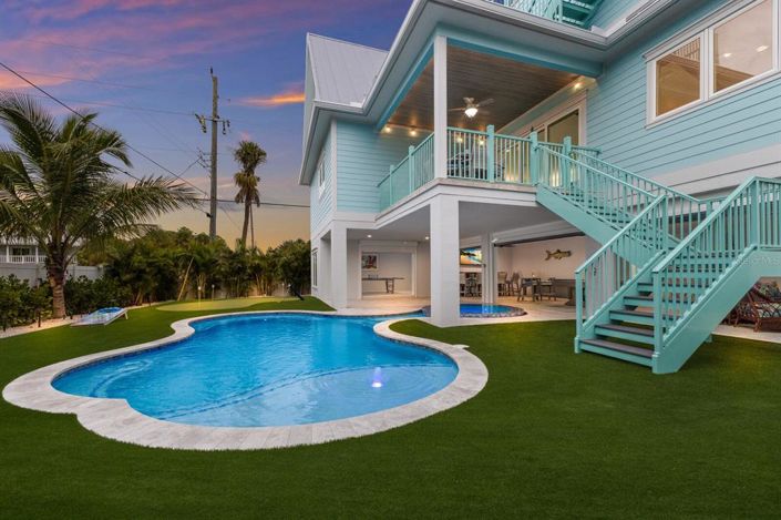 Image No.95-4 Bed Property for sale