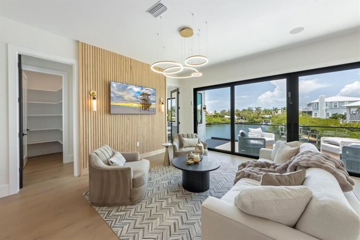 Image No.17-Propriété de 4 chambres à vendre à Anna Maria