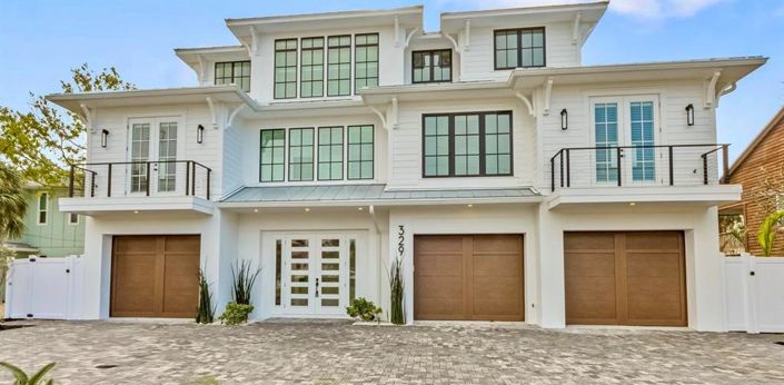 Image No.1-4 Bed Property for sale