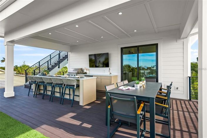 Image No.44-5 Bed Property for sale