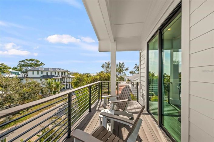 Image No.60-5 Bed Property for sale