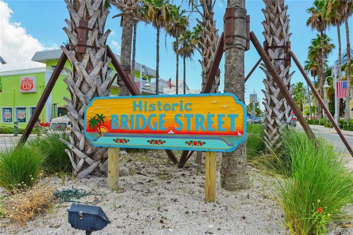 Image No.90-5 Bed Property for sale