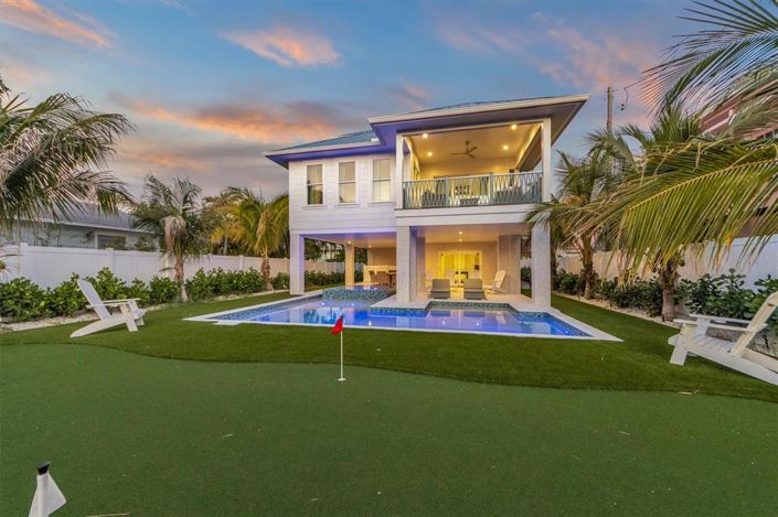 Image No.58-6 Bed Property for sale