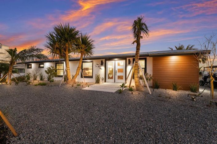 Image No.53-3 Bed Property for sale