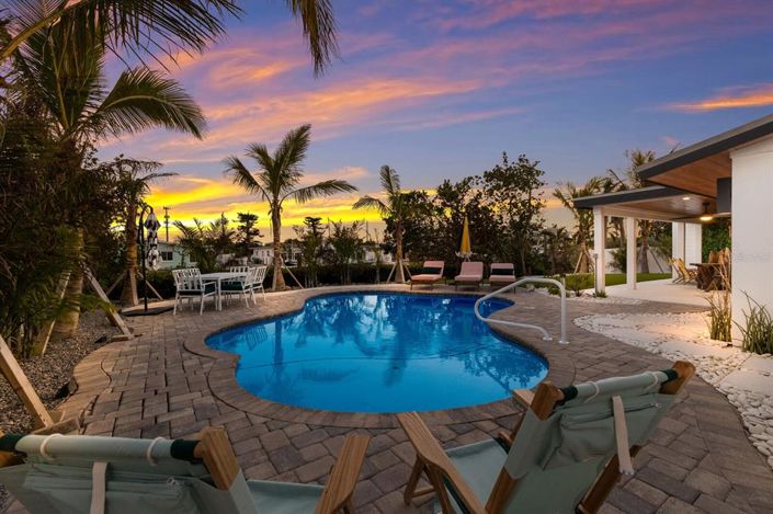 Image No.57-3 Bed Property for sale