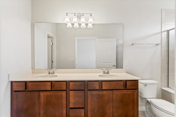 Image No.11-4 Bed Property for sale