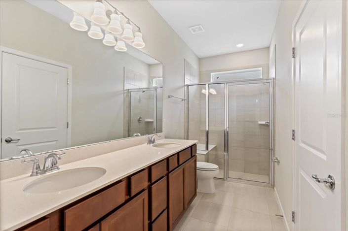 Image No.12-4 Bed Property for sale