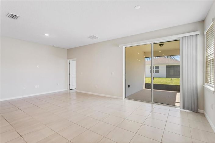 Image No.8-4 Bed Property for sale