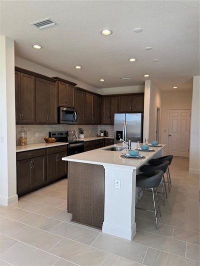 Image No.7-4 Bed Property for sale