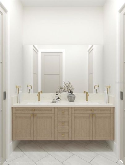 Image No.15-5 Bed Property for sale