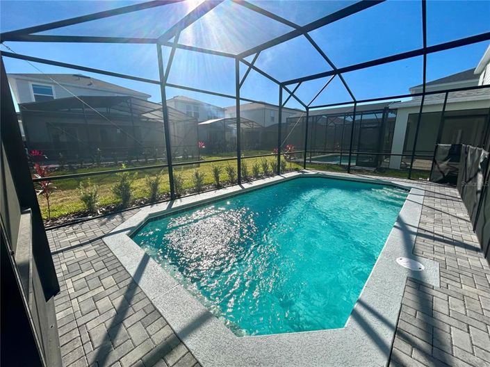 Image No.14-5 Bed Property for sale