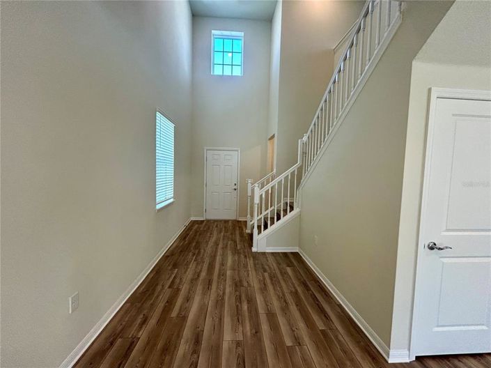 Image No.19-5 Bed Property for sale