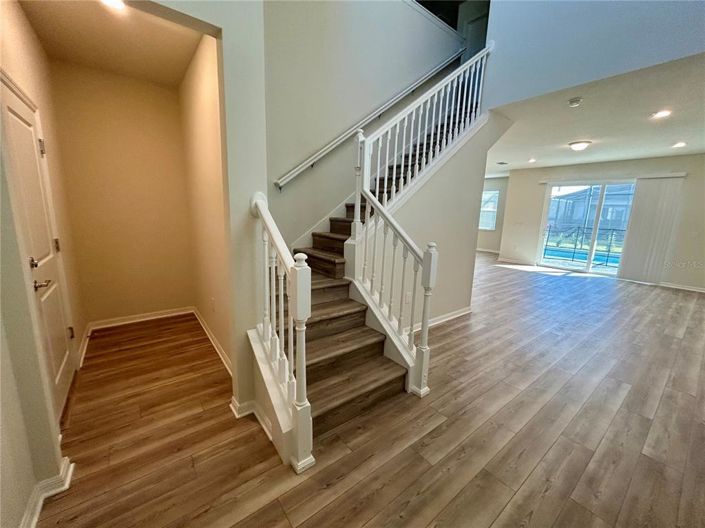 Image No.20-5 Bed Property for sale