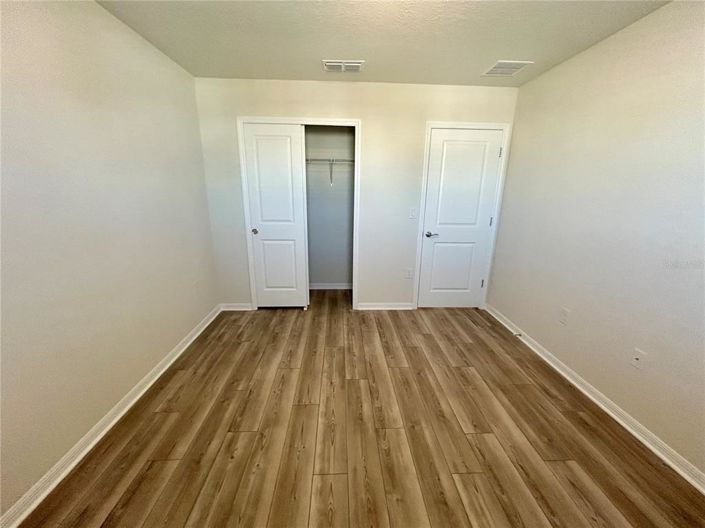 Image No.36-5 Bed Property for sale