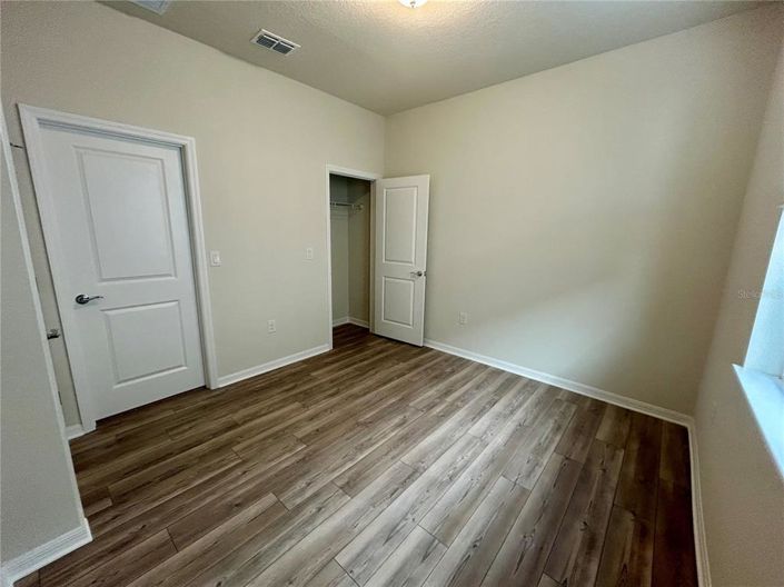 Image No.46-5 Bed Property for sale