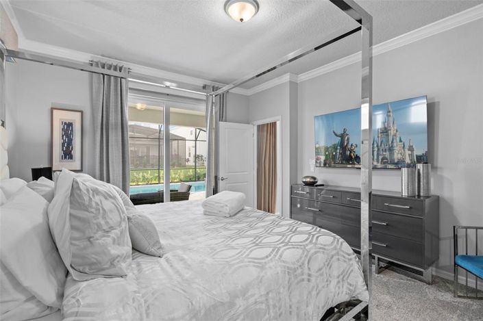 Image No.14-5 Bed Property for sale