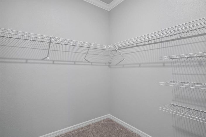 Image No.17-5 Bed Property for sale