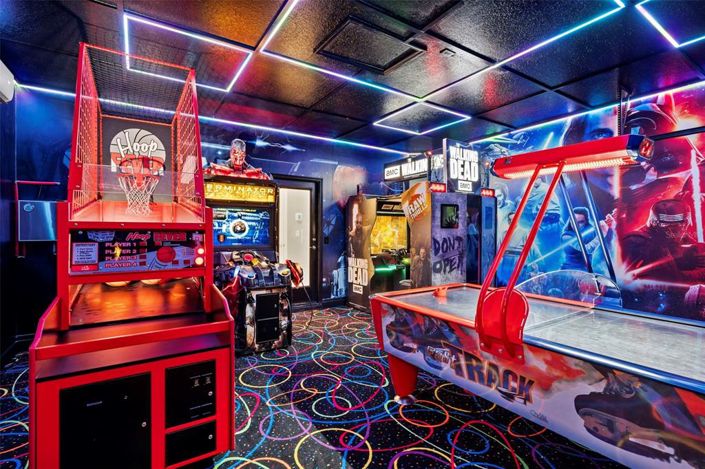 Image No.38-5 Bed Property for sale