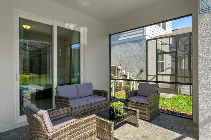 Image No.52-5 Bed Property for sale