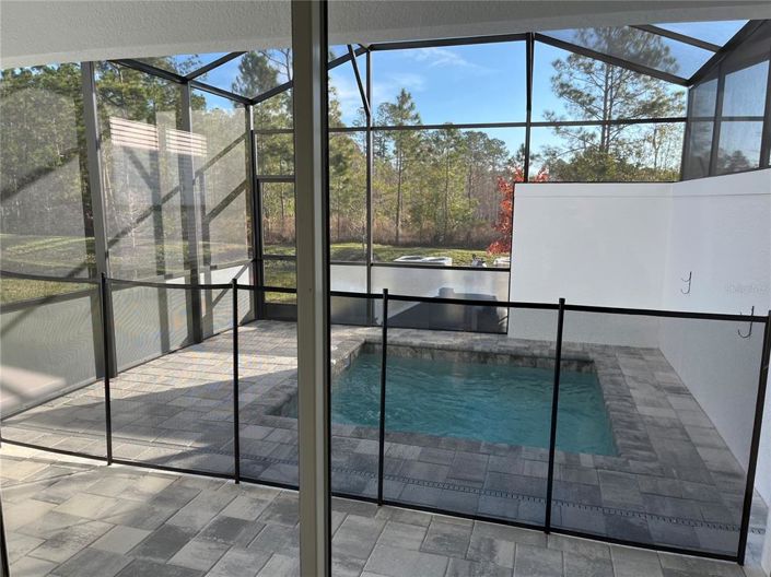 Image No.10-4 Bed Property for sale