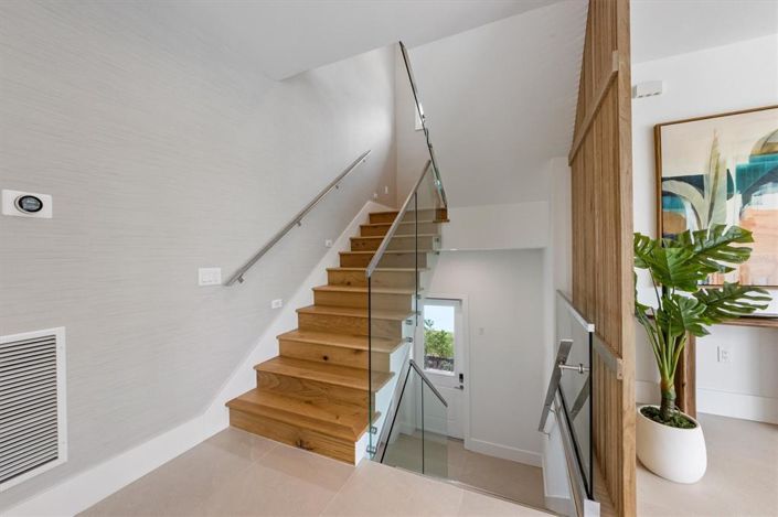 Image No.27-4 Bed Property for sale