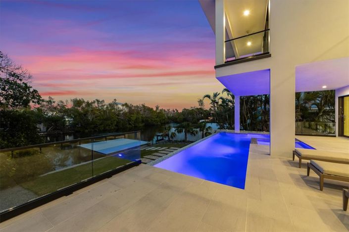 Image No.64-4 Bed Property for sale