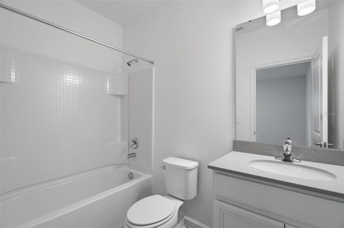 Image No.24-5 Bed Townhouse for sale