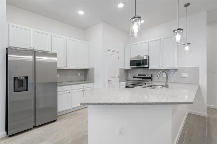 Image No.4-5 Bed Townhouse for sale