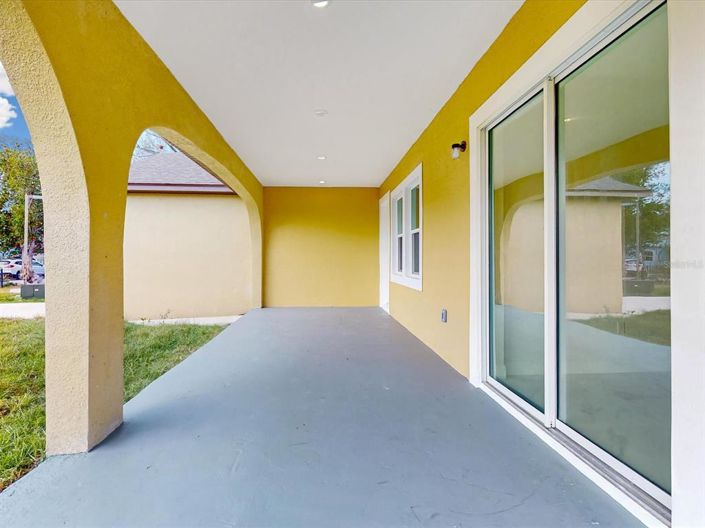 Image No.5-3 Bed Property for sale