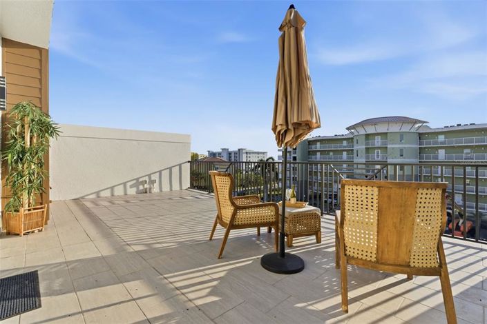 Image No.44-5 Bed Property for sale