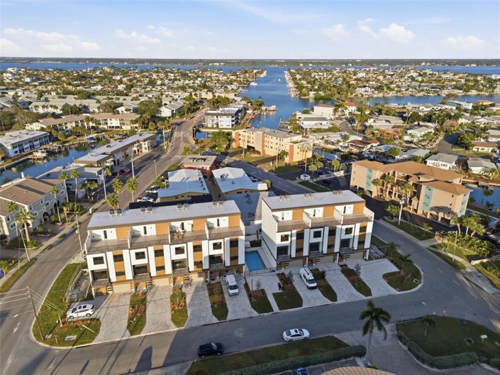 Image No.49-5 Bed Property for sale