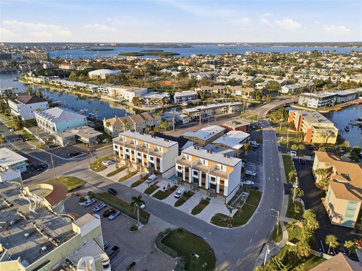 Image No.51-5 Bed Property for sale