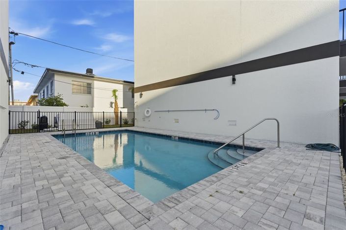 Image No.53-5 Bed Property for sale