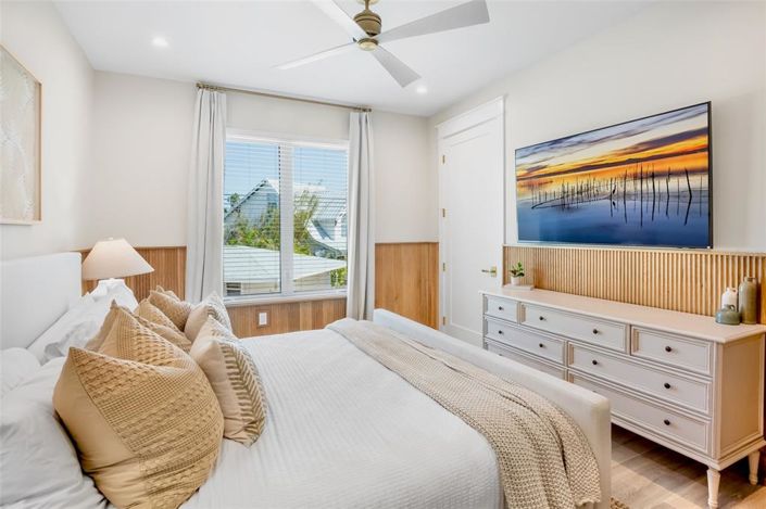 Image No.27-6 Bed Property for sale