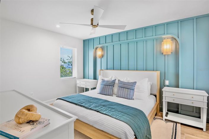 Image No.41-6 Bed Property for sale