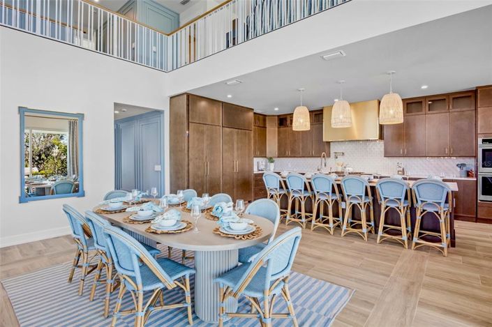 Image No.62-6 Bed Property for sale