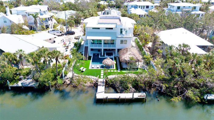 Image No.7-6 Bed Property for sale