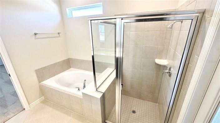 Image No.11-10 Bed Property for sale