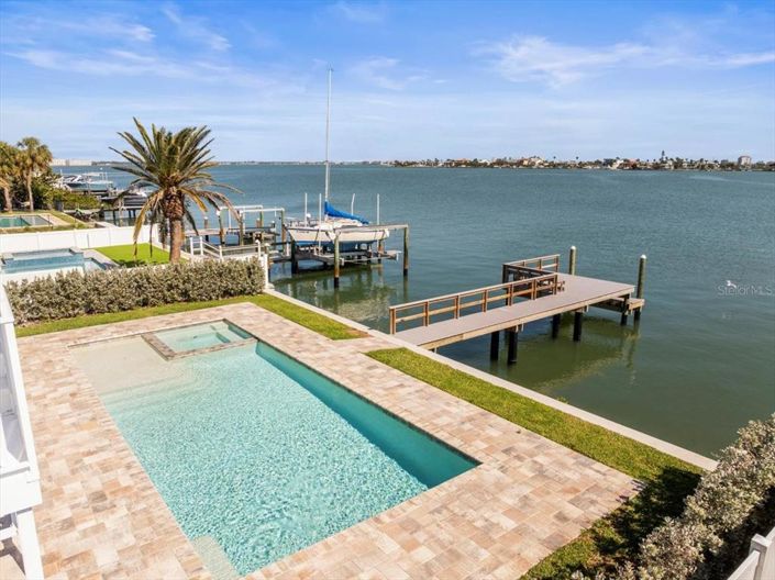 Image No.18-4 Bed Property for sale