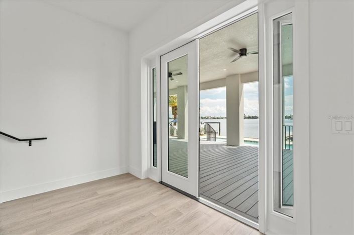 Image No.26-4 Bed Property for sale