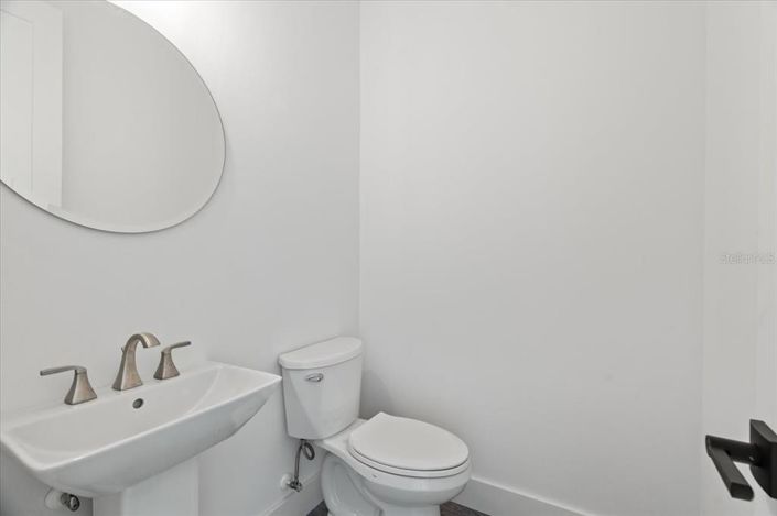 Image No.36-4 Bed Property for sale